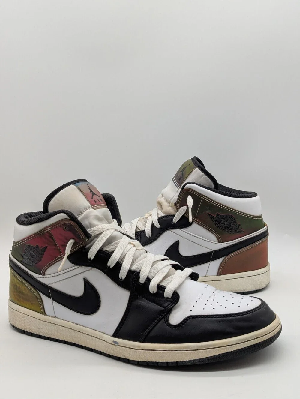 Air Jordan 1 Mid SE Heat Reactive Mens Size 11 White Black Sneakers DM7802-100